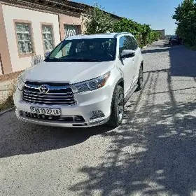 Toyota Highlander 2016