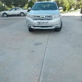 Toyota Highlander 2012