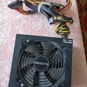 Gigabyte Блок питания