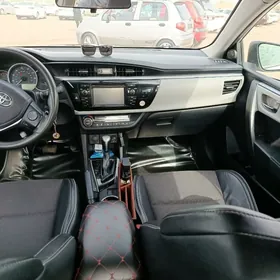 Toyota Corolla 2015