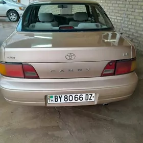 Toyota Camry 1996