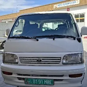 Toyota Hiace 1995