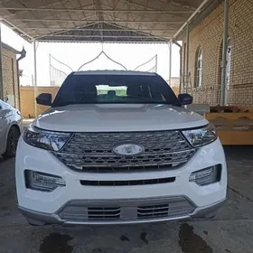 Ford Explorer 2021