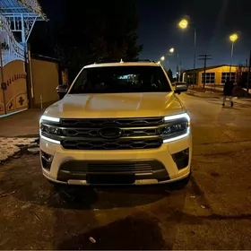 Ford Expedition 2023