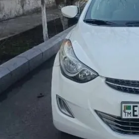 Hyundai Elantra 2013