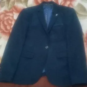 ARZAN KASTYUM JALWAR