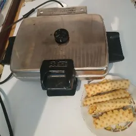 Вафельница и ДР.