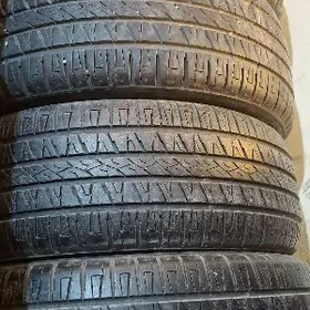 235 55 18 4stuk pokryska kompl