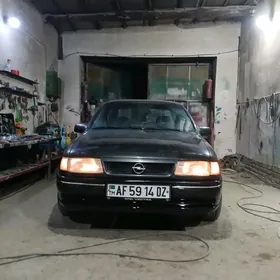 Opel Vectra 1993