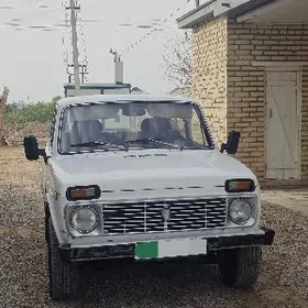 Lada Niva 1986