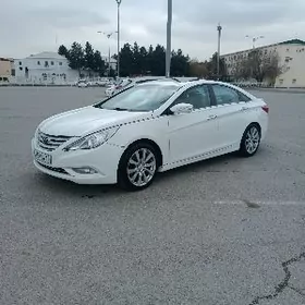 Hyundai Sonata 2011