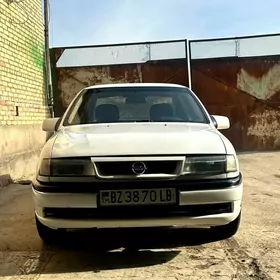 Opel Vectra 1992