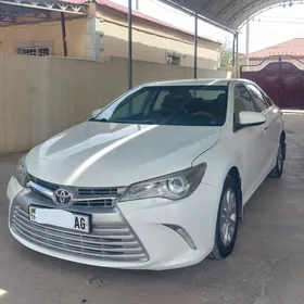 Toyota Camry 2017