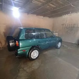 Toyota RAV4 1997