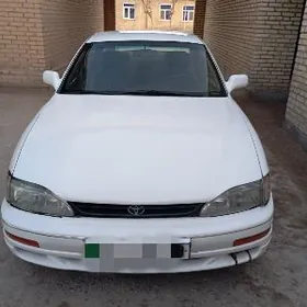 Toyota Camry 1993