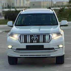 Toyota Land Cruiser Prado 2022