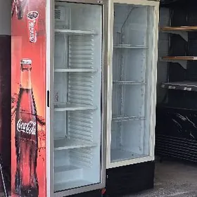 ugur witrine haladilnik