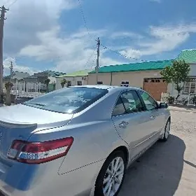 Toyota Camry 2010