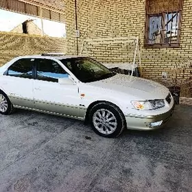 Toyota Camry 2000