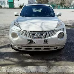Nissan JUKE 2013