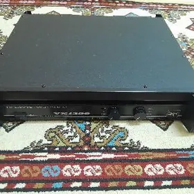 Toý Kanes Usilitel.