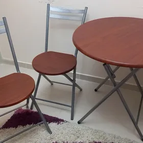 Обеденный стол стул