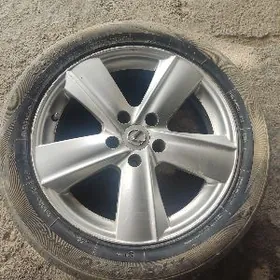 Toyota lexus bolýa R17