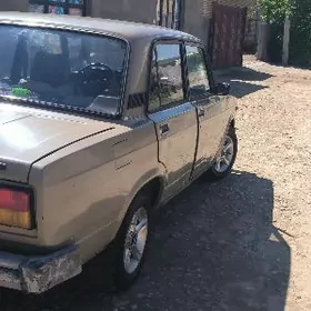 Lada 2105 1986