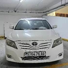 Toyota Camry 2008