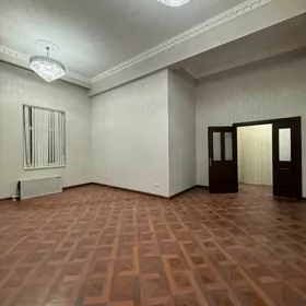 Satlyk elitka Podwoyskiy