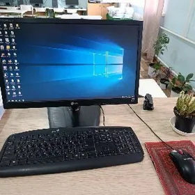 Настольный компьютер