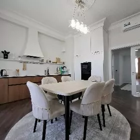 Гуртли 3ком 3эт 120м²