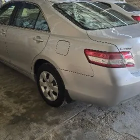 Toyota Camry 2010