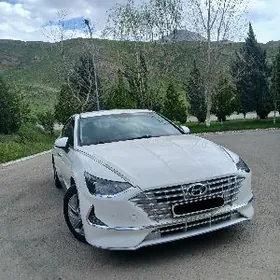 Hyundai Sonata 2020