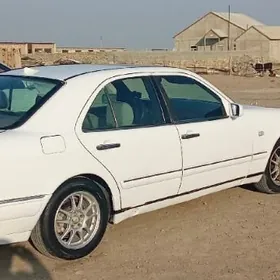 Mercedes-Benz 230E 1996