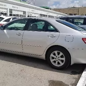Toyota Camry 2011