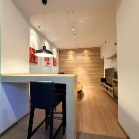 Центр Ылам Аллея 3 ком 1 этаж