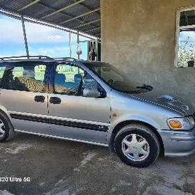 Opel Sintra 1999
