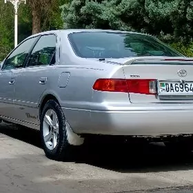 Toyota Camry 1999