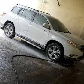 Toyota Highlander 2012