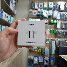 Samsung Buds 3  Buds 3 Pro