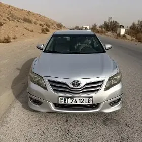 Toyota Camry 2010