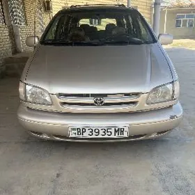 Toyota Sienna 1998
