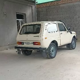 Lada Niva 1992