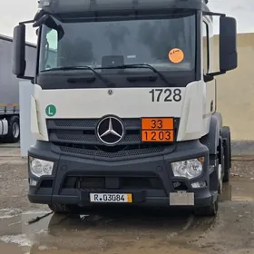 Mercedes-Benz ACTROS 3331 2021