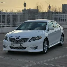 Toyota Camry 2011