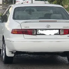 Toyota Camry 2000