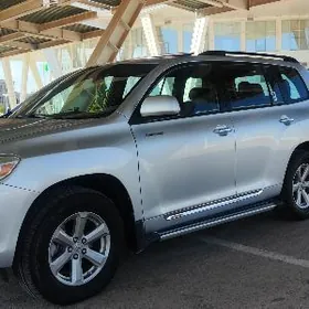 Toyota Highlander 2010