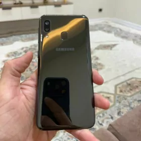 Samsung a20e