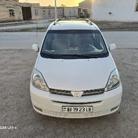Toyota Sienna 2004
